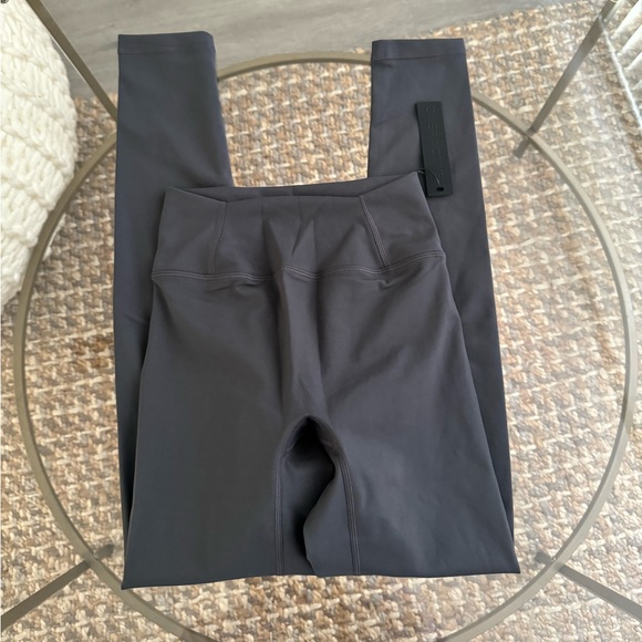 oner active timeless high waisted leggings in coal regular length - Picture 7 of 8